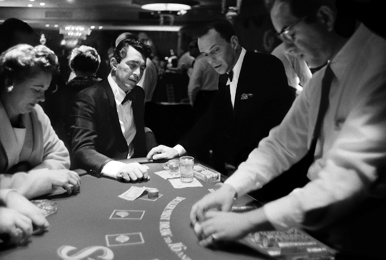 HHpoker下载与德扑圈俱乐部加入封面图